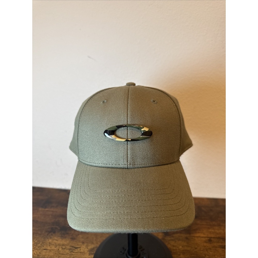 Oakley Mens Tincan Cap Olive Green Camo Metal Ellipse Logo L/XL FlexFit 911545